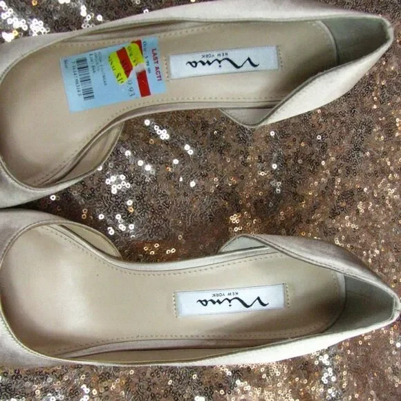 NIB Nina satin champagne kitten heels 9.5 - Picture 4 of 10